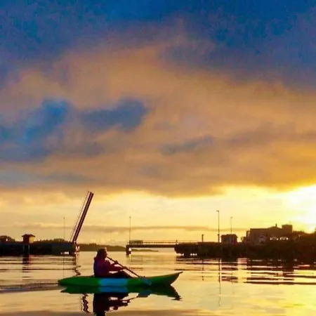 6 Person In Tansoy-by Traum *