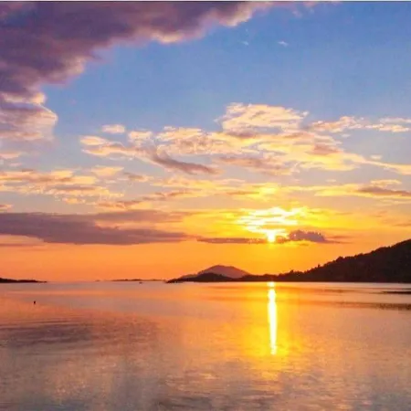 6 Person In Tansoy-by Traum * Tansoy