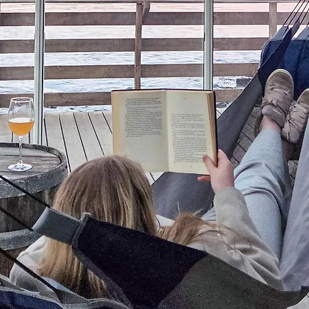 6 Person In Tansoy-by Traum Tansoy