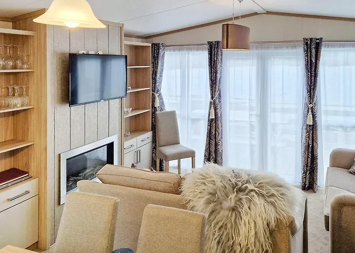 6 Person In Tansoy-by Traum * Tansoy